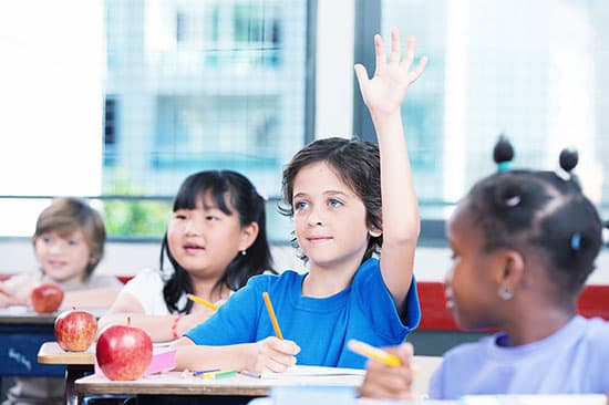 به سوالات فرزندانتان احترام بگذارید: